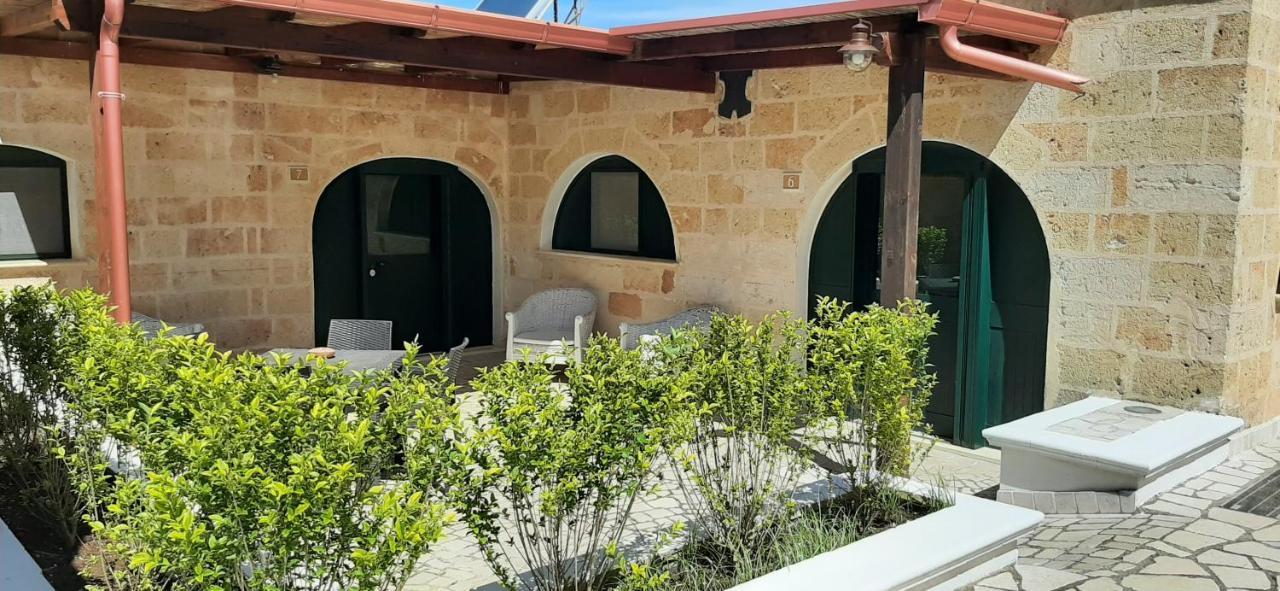 Masseria San Nicola B&B トッレ・サンタ・スザンナ エクステリア 写真