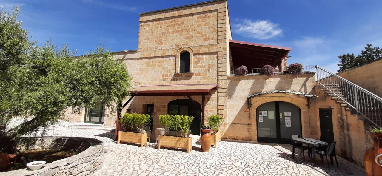 Masseria San Nicola B&B トッレ・サンタ・スザンナ エクステリア 写真