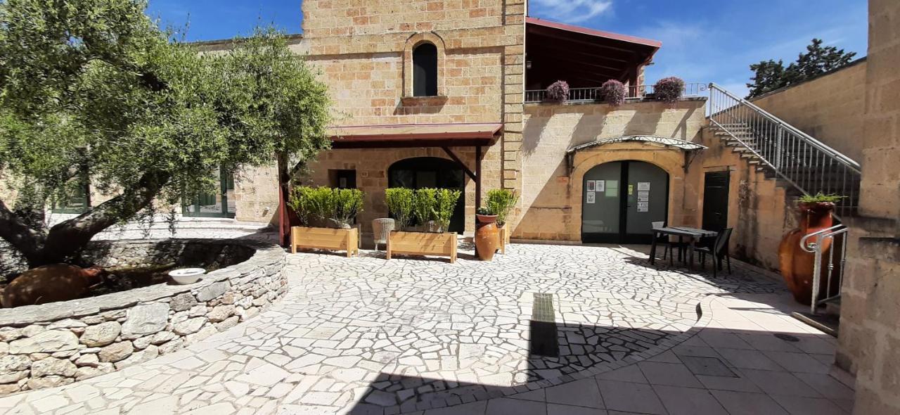 Masseria San Nicola B&B トッレ・サンタ・スザンナ エクステリア 写真