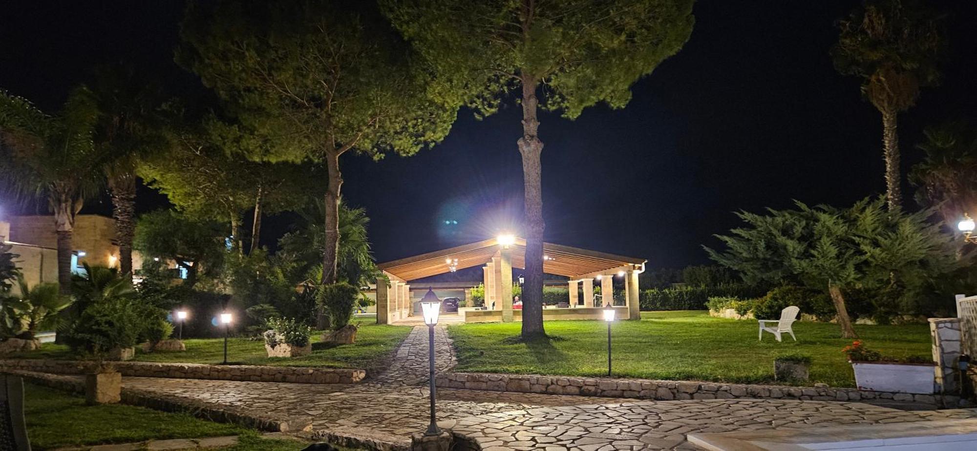 Masseria San Nicola B&B トッレ・サンタ・スザンナ エクステリア 写真